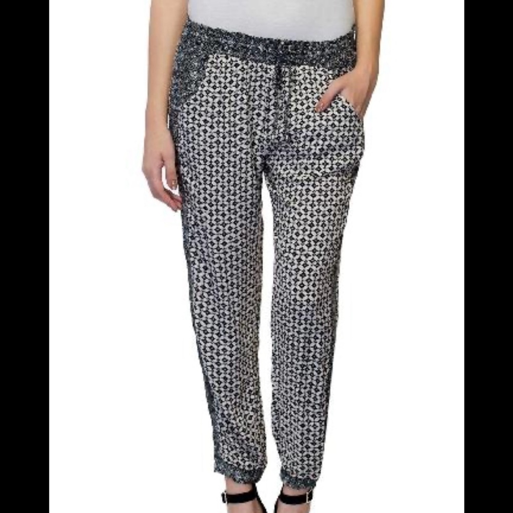 American Eagle Jogger L Geometric‎ Tribal Boho Ankle Pant Flowy Baggy Pockets